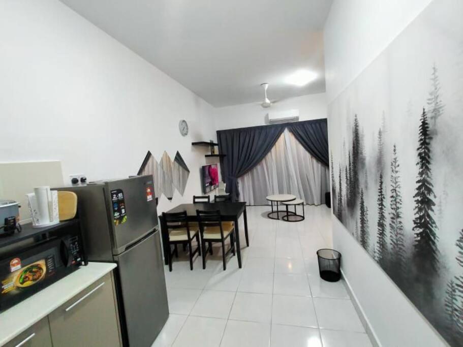 Ss Condostay Residensi Lili, Nilai Nearby Klia, Usim - Infinity Pool, Wifi, Smart Tv Екстер'єр фото