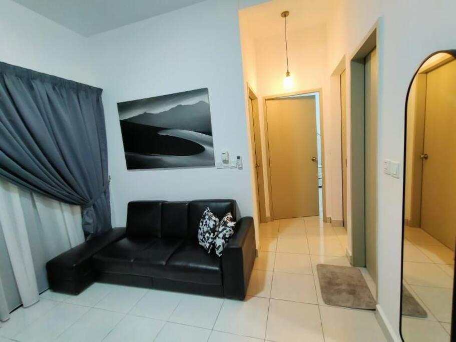 Ss Condostay Residensi Lili, Nilai Nearby Klia, Usim - Infinity Pool, Wifi, Smart Tv Екстер'єр фото